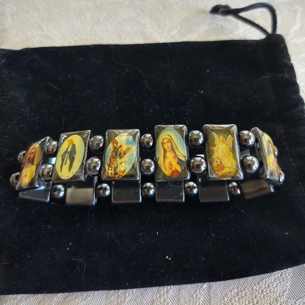 Saints Christian Catholic Bracelet - Picture 2 of 5